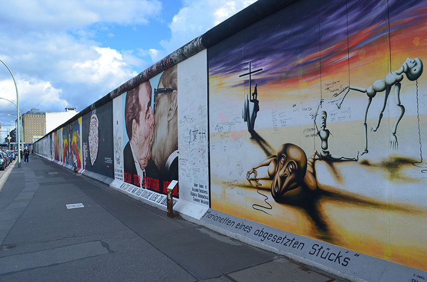 柏林墙东侧画廊3.jpg